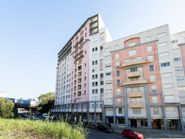 Apartamento T4 nas Laranjeiras