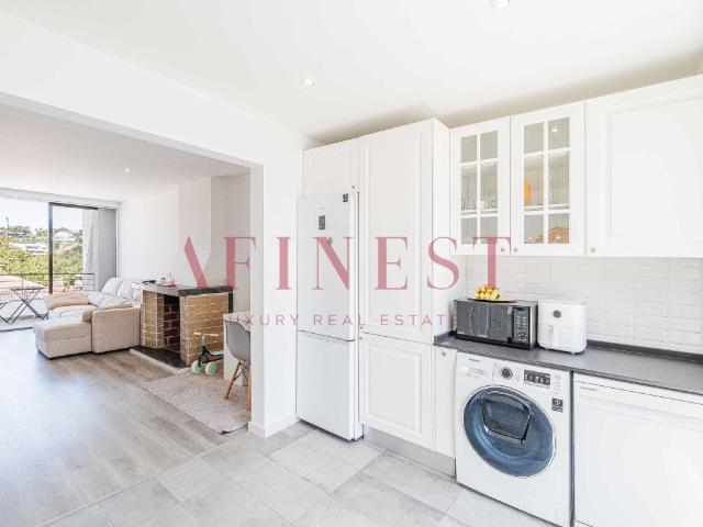 Apartamento T4 No Centro De Cascais Renovada Em 2023 E Com E. 170m² Cascais e Estoril