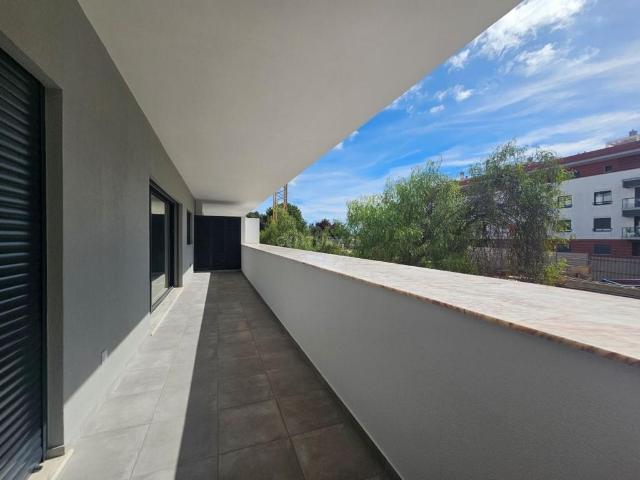 Apartamento T4 no Rés do Chão com Garagem em Box para 2 carr. 129m² Tavira Santiago