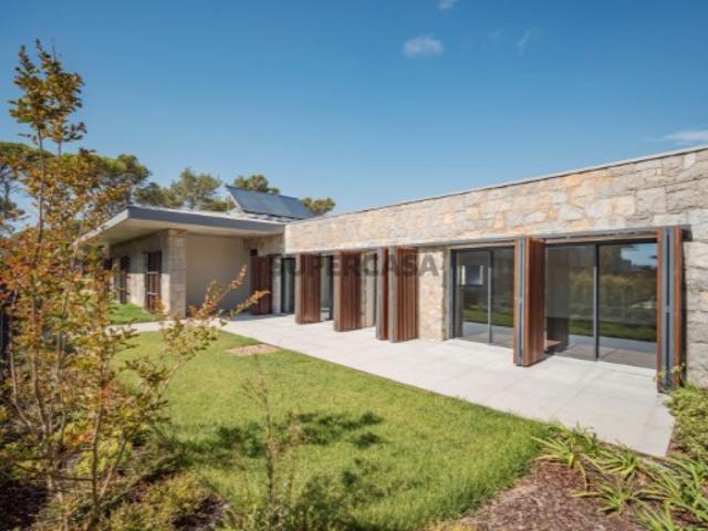 Apartamento T4 no Sandwoods Condomínio Privado na Quinta da Marinha