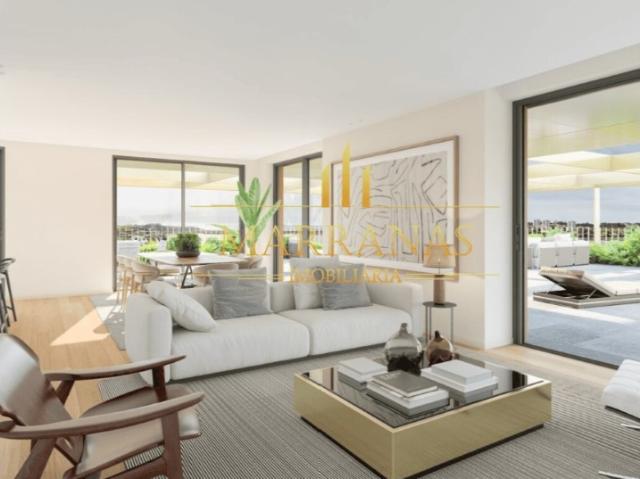 Apartamento T4 Novo C/ Varanda