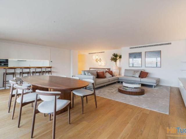 Apartamento T4 Novo com ampla varanda a sul | 26074066102