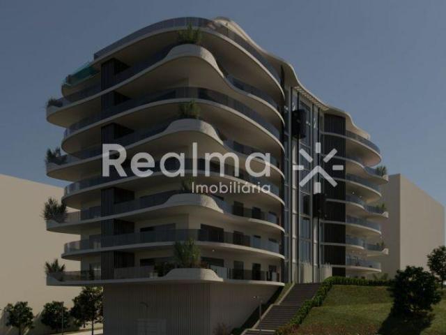 Apartamento T4 Novo Fraião | 26084060926
