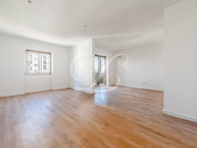 Apartamento T4 | Oeiras 145m² Oeiras E São Julião Da Barra