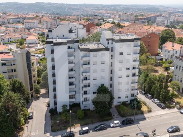 Apartamento T4 | Olivais