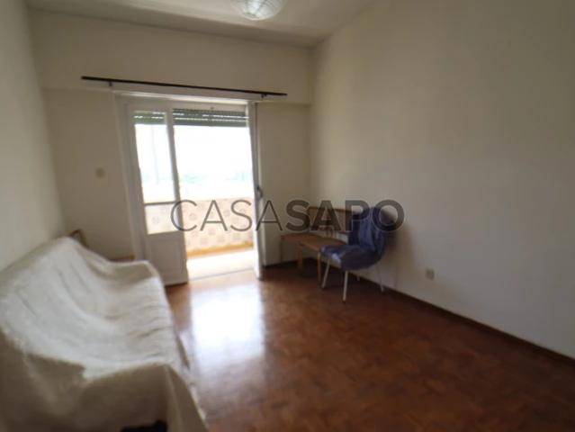 Apartamento T4 para alugar em