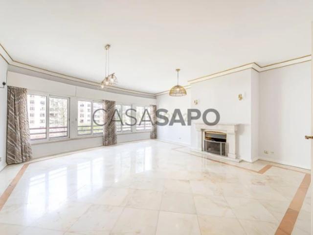 Apartamento T4 para alugar em Lisboa