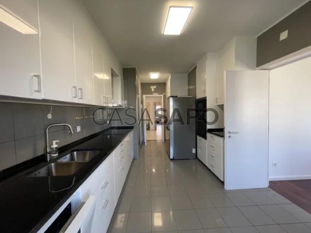 Apartamento T4 para alugar em Lisboa