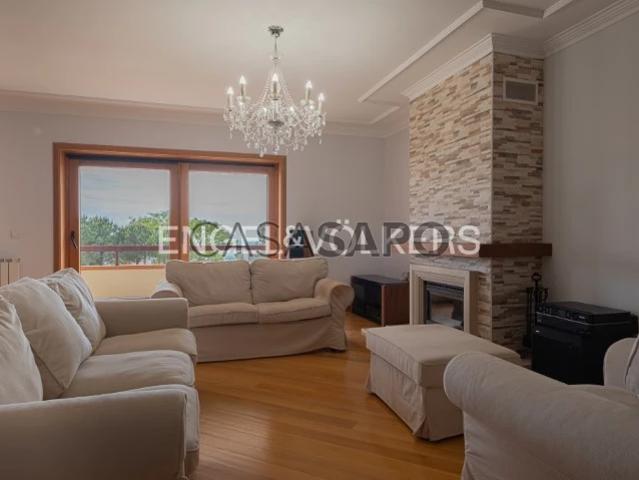 Apartamento T4 para alugar em Oeiras