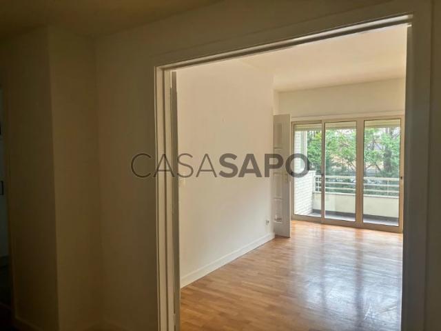 Apartamento T4 para alugar no Porto