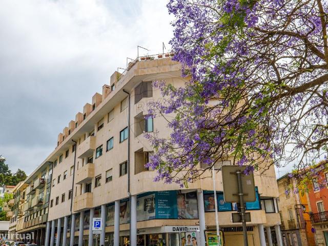 Apartamento T4 para venda