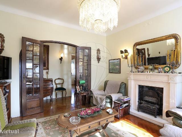 Apartamento T4 para venda