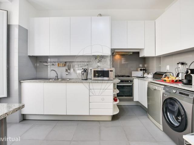 Apartamento T4 para venda