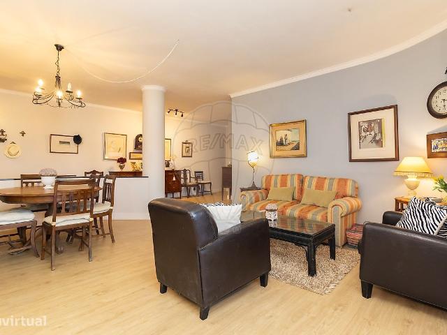 Apartamento T4 para venda