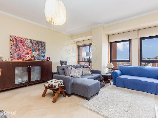 Apartamento T4 para venda