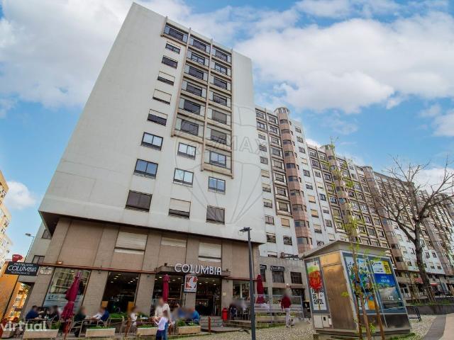 Apartamento T4 para venda