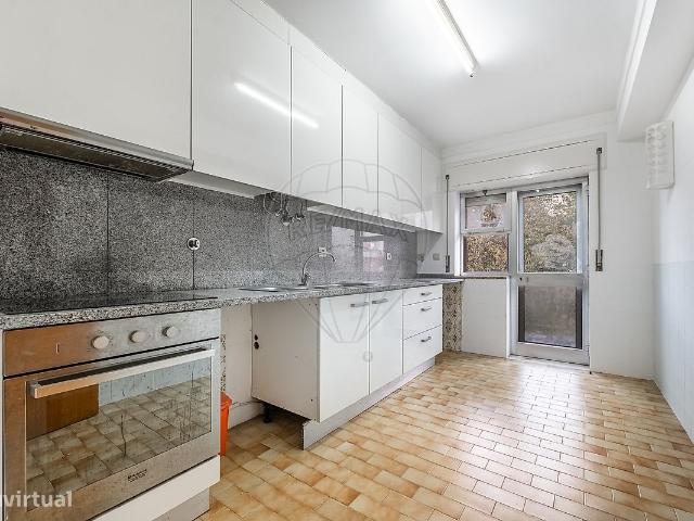 Apartamento T4 para venda