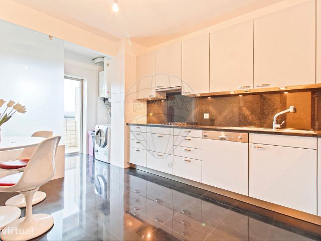 Apartamento T4 para venda