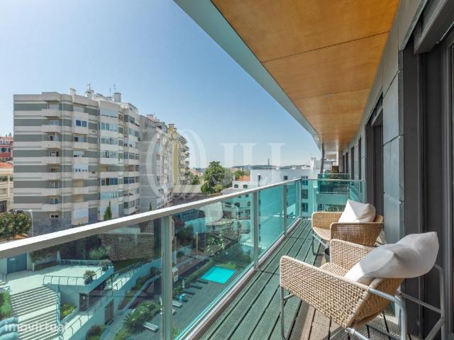 Apartamento T4 piscina, jardim, garagem, Lapa, Lisboa