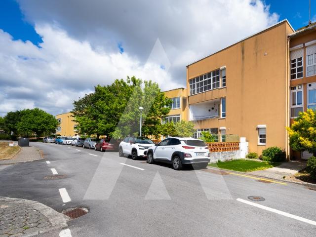 Apartamento T4 próximo ás escolas Ovar