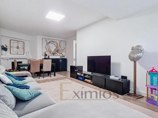 Apartamento T4, remodelado, no centro da Póvoa de Varzim 153m² Póvoa de Varzim, Beiriz e Argivai