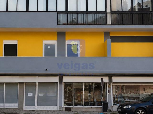 Apartamento T4 Remodelado – Conforto e Modernidade no Barreiro