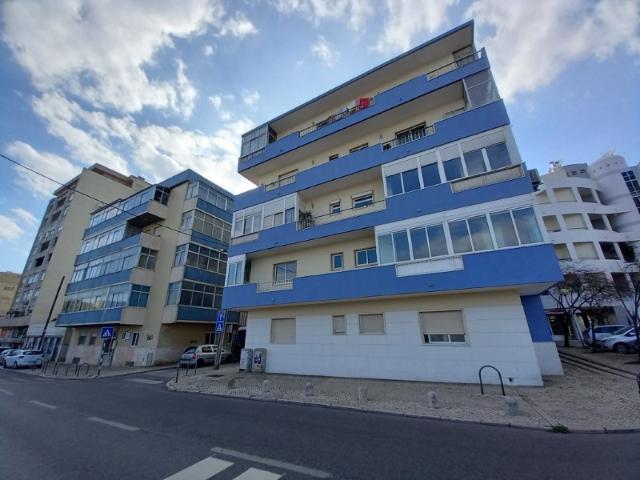 Apartamento T4 Remodelado Laranjeiro