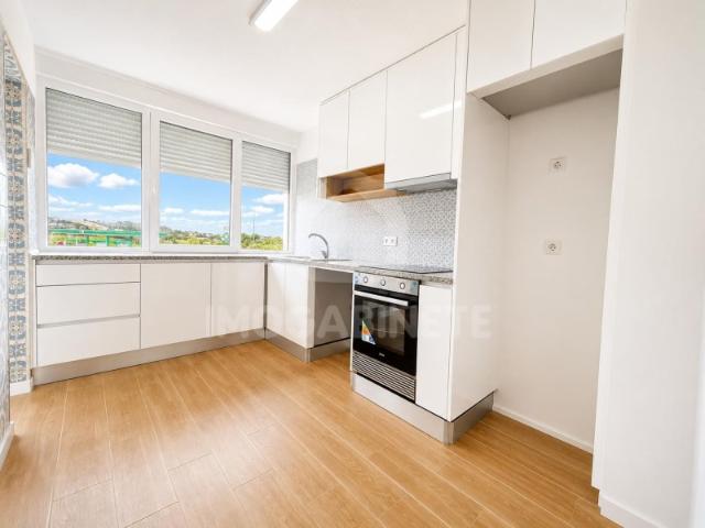 Apartamento T4 Remodelado Tavarede, Figueira da Foz