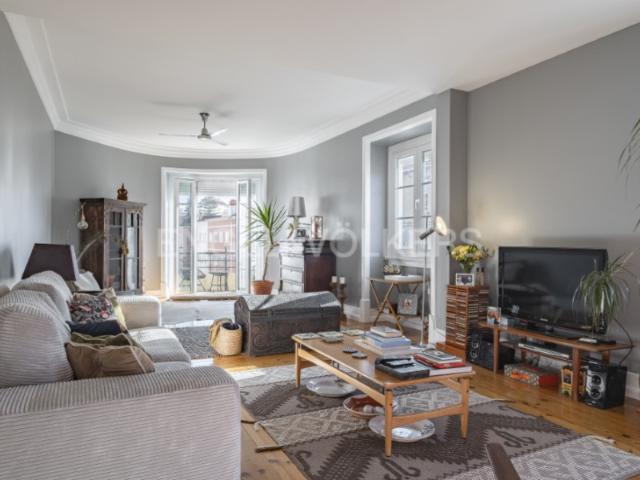 Apartamento Assinado por Arquiteto, com e Varandas Bairro das Colónias, Lisboa