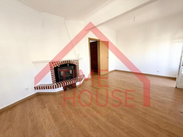 Apartamento T4 Rio de Mouro Sintra
