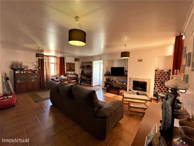 Apartamento T4 Santiago do Cacm
