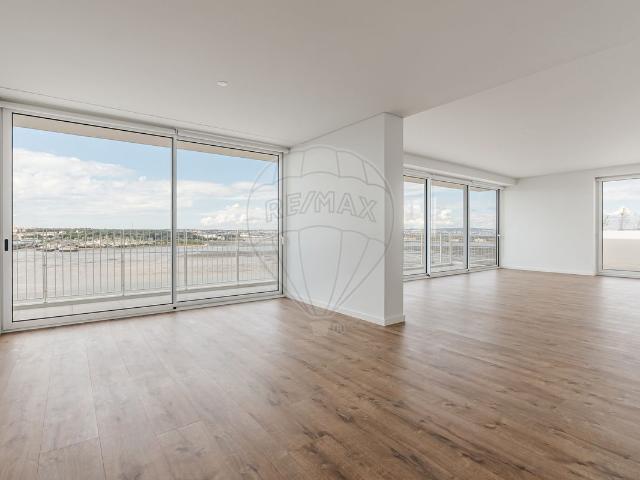 Apartamento T4, Seixal, Arrentela e Aldeia de Paio Pires, Seixal | BPI Expresso Imobiliário