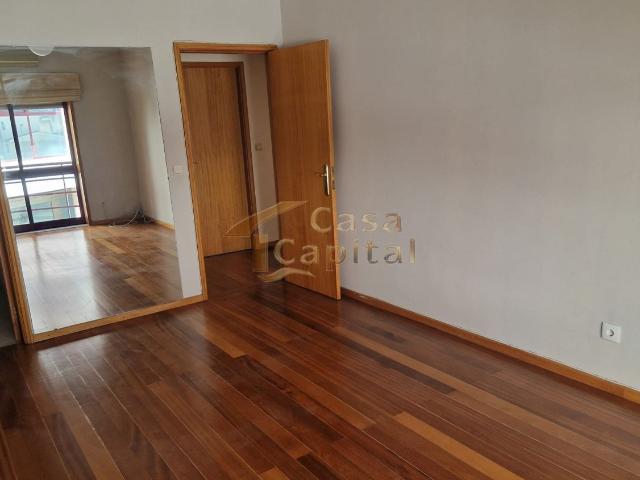Apartamento T4 Sra. Conceição