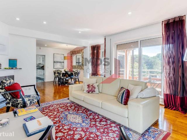 Apartamento T5 Triplex Senhora da Hora Matosinhos