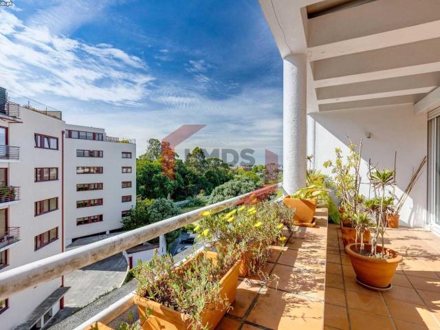 Apartamento T5 Triplex Senhora da Hora Matosinhos