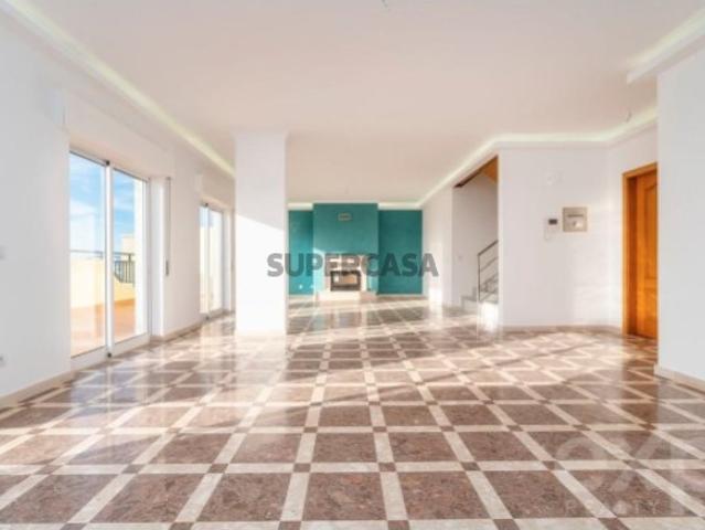 Apartamento T5 Venda em Faro Sé e São Pedro,Faro