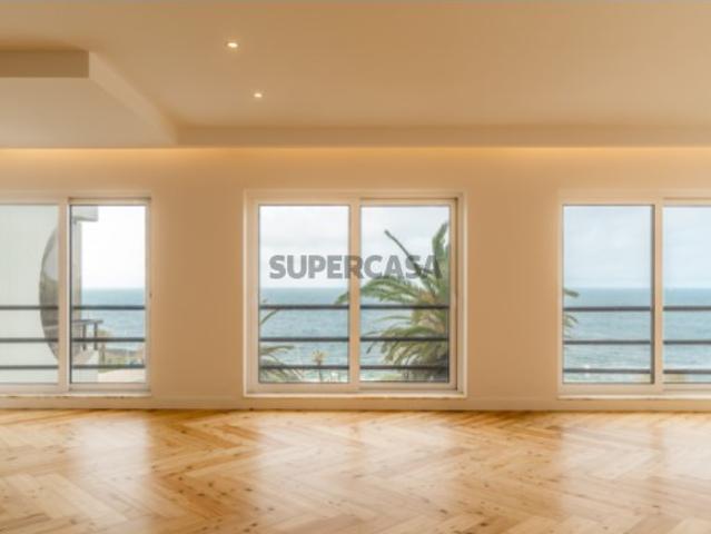Apartamento T5 com vista mar Estoril
