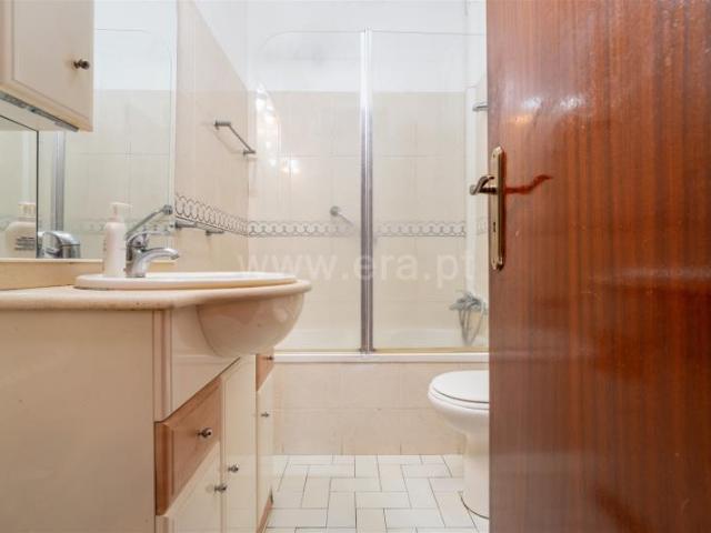 Apartamento T5, Coimbra Sé Nova, Santa Cruz, Almedina e São Bartolomeu, Coimbra | BPI Expresso Imobiliário