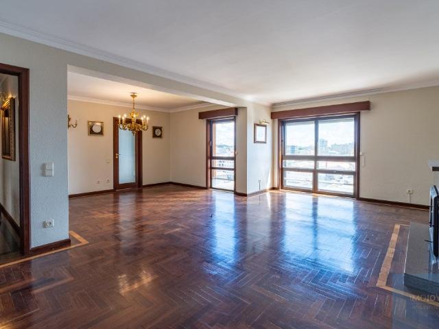 Apartamento T5 Duplex com Vista Mar em Matosinhos 172m² Matosinhos e Leça da Palmeira