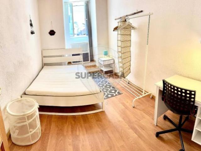 Apartamento T5 em Arroios