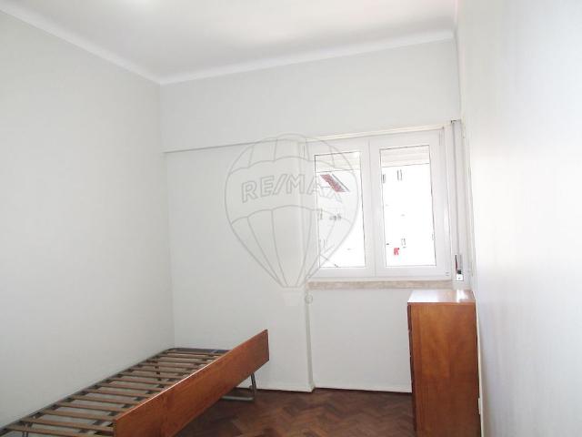 Apartamento T5 em Lisboa