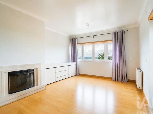 Apartamento T5 em Lisboa