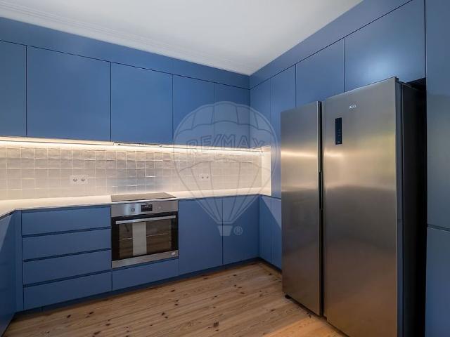 Apartamento T5 em Lisboa