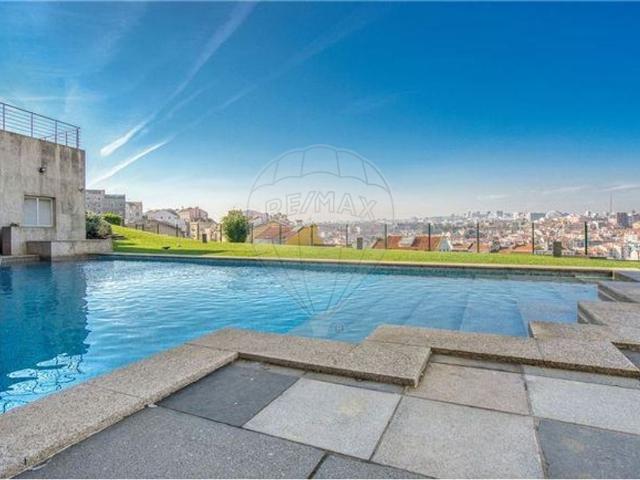 Apartamento T5 para arrendar em Lisboa