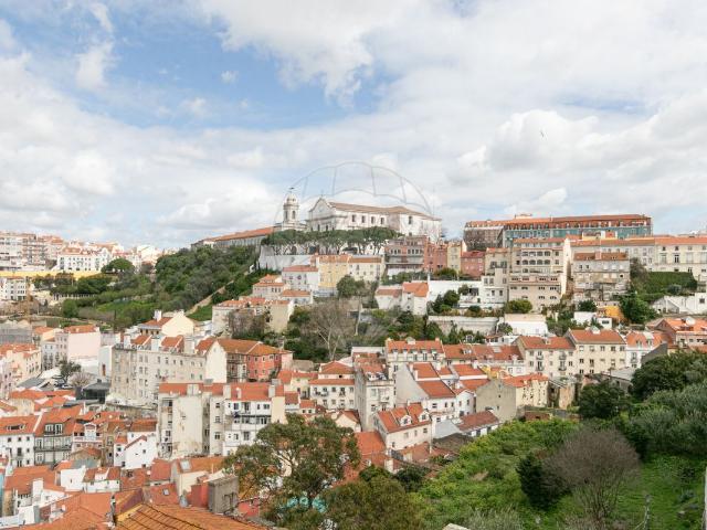 Apartamento T6 à venda em Castelo/Mouraria
