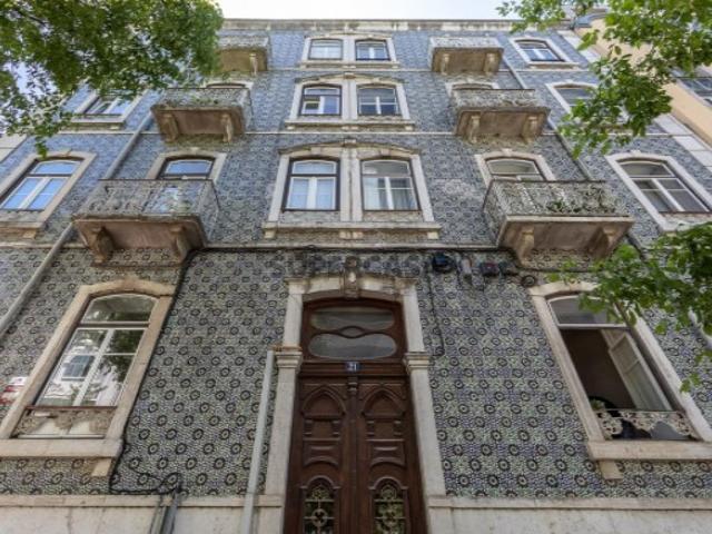 Apartamento T6 Arrendado | 180 m² | Avenidas Novas | Excelente Oportunidade de Investimento