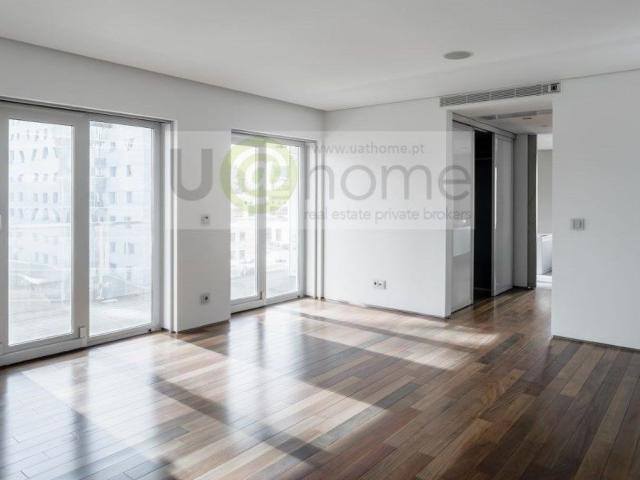 Apartamento T6, Avenidas Novas, Lisboa | BPI Expresso Imobiliário
