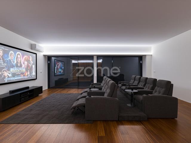 APARTAMENTO T6 DE LUXO NO EDIFÍCIO ALAMEDA – TROFA