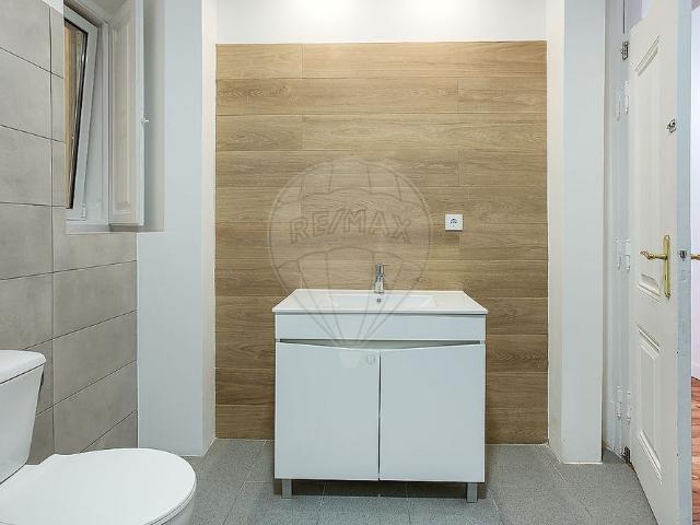 Apartamento T6 em Lisboa