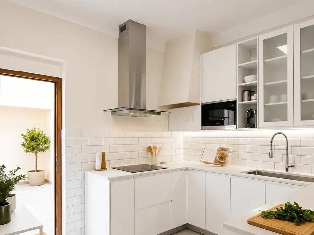 APARTAMENTO T6 NO CORAÇÃO DA CIDADE, EM SETÚBAL